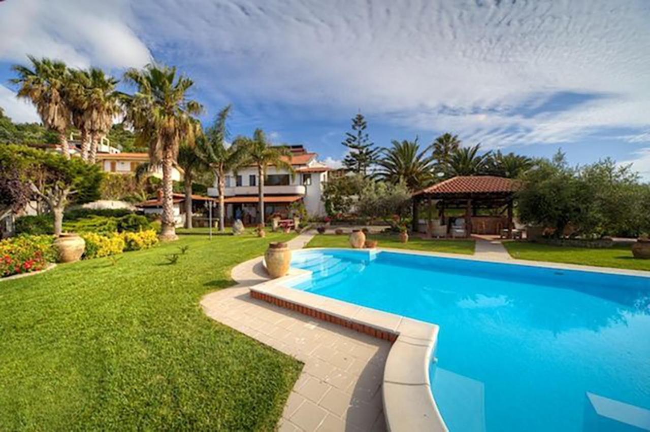 B&B Villa Bency Capo dʼOrlando Kültér fotó